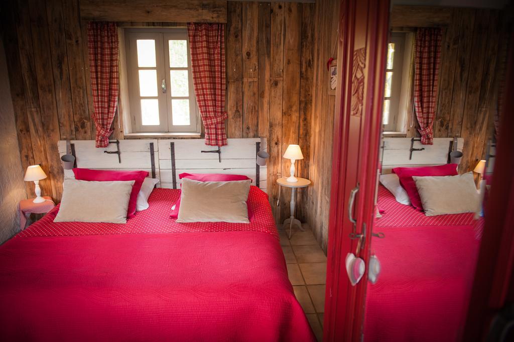 Chambres D'Hotes La Combe De Redoles ツール・ド・フォーレ エクステリア 写真